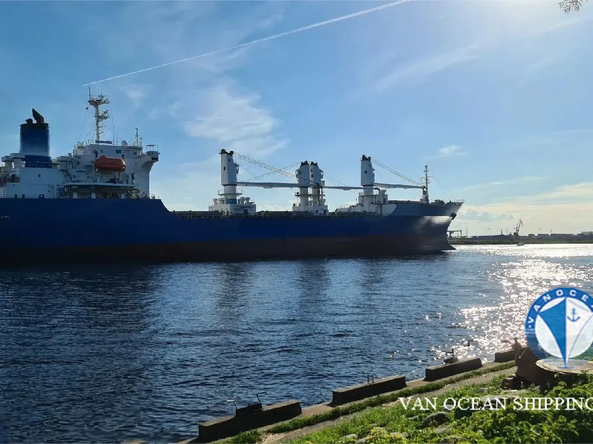 ספינת מקרר למכירה