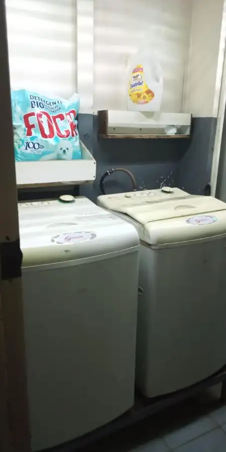 גורר למכירה