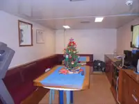 ספינת מקרר למכירה