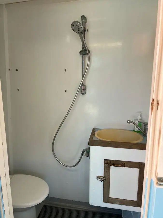 ספינת טרולר למכירה