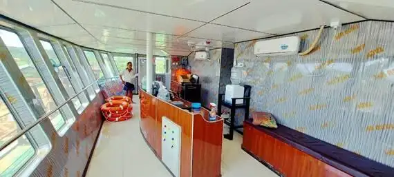 כלי שיט לנחיתה, טנק למכירה