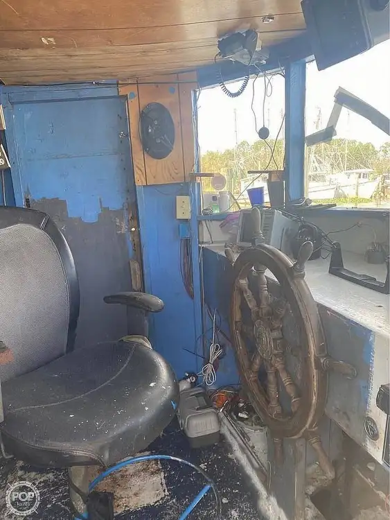 ספינת טרולר למכירה