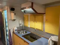 סירת סיור למכירה
