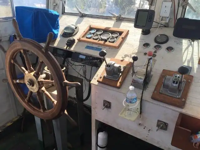 כלי שיט לנחיתה, טנק למכירה