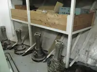 גורר למכירה