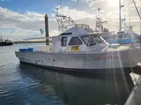 Trawler למכירה