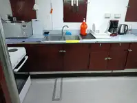 אונית מכולות למכירה