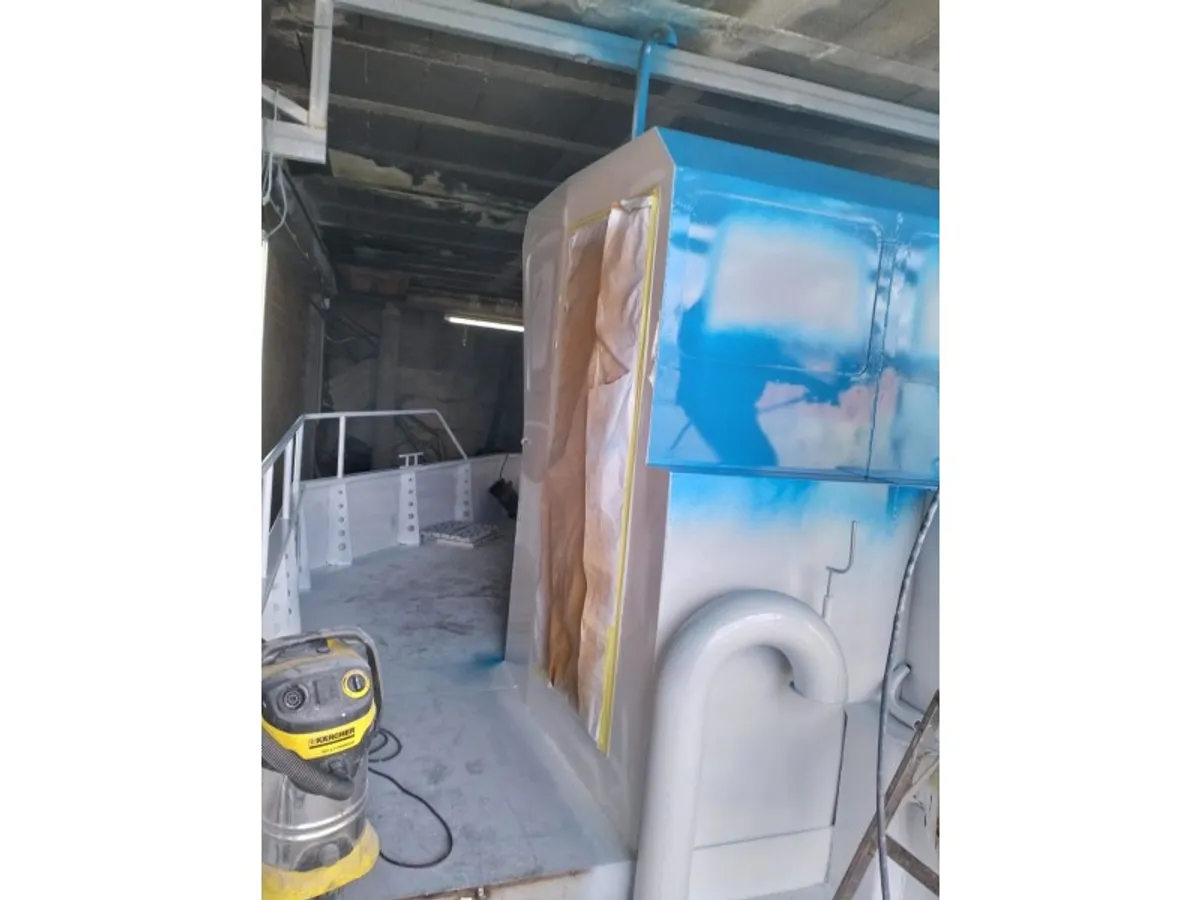 כלי שיט לעבודה למכירה