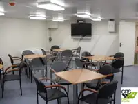 אונית מכולות למכירה