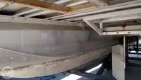 אונית מכולות למכירה