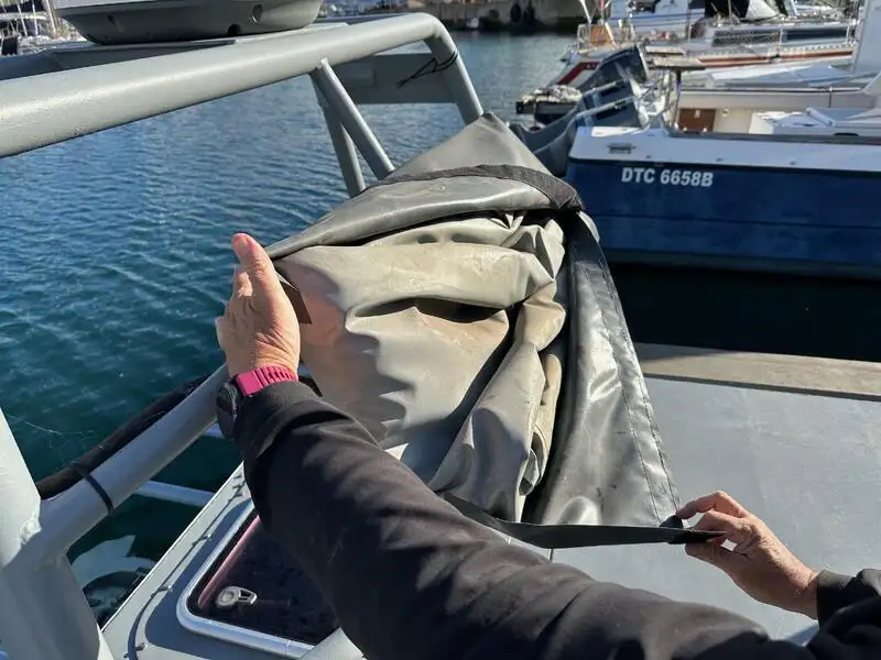 סירת סיור למכירה
