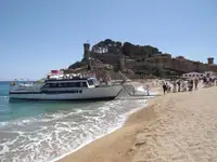 אוניית נוסעים למכירה