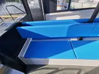 אונית מכולות למכירה