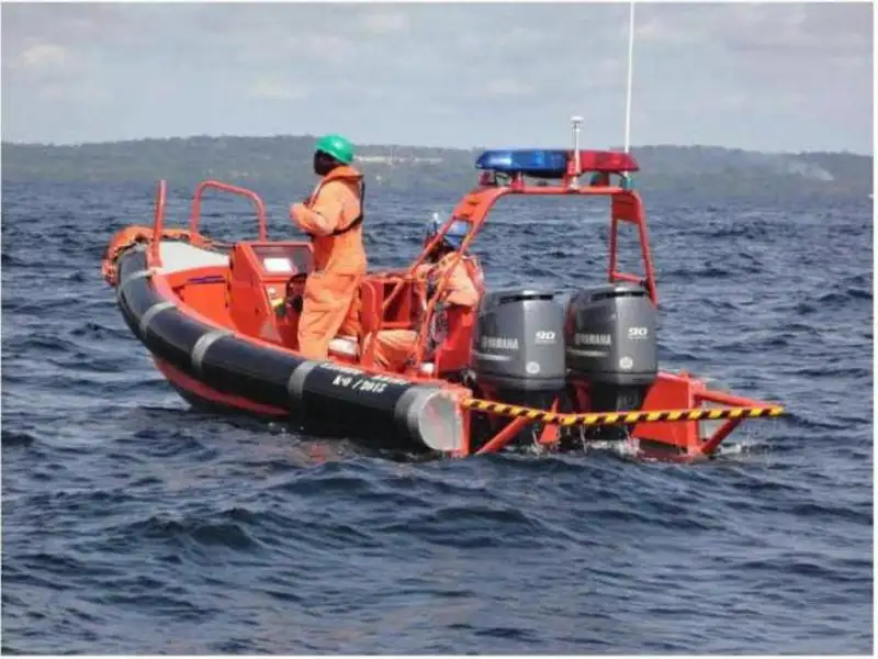 כלי חילוץ למכירה