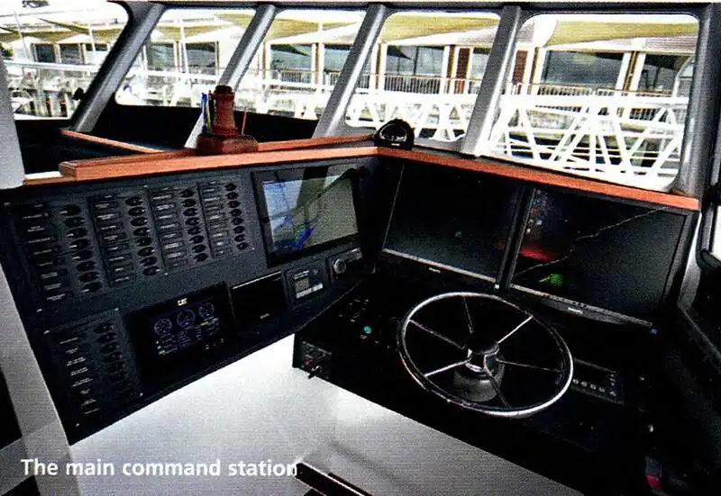 ספינת מעבורת למכירה