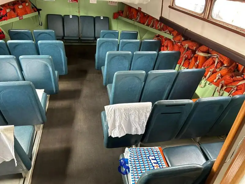 ספינת מעבורת למכירה