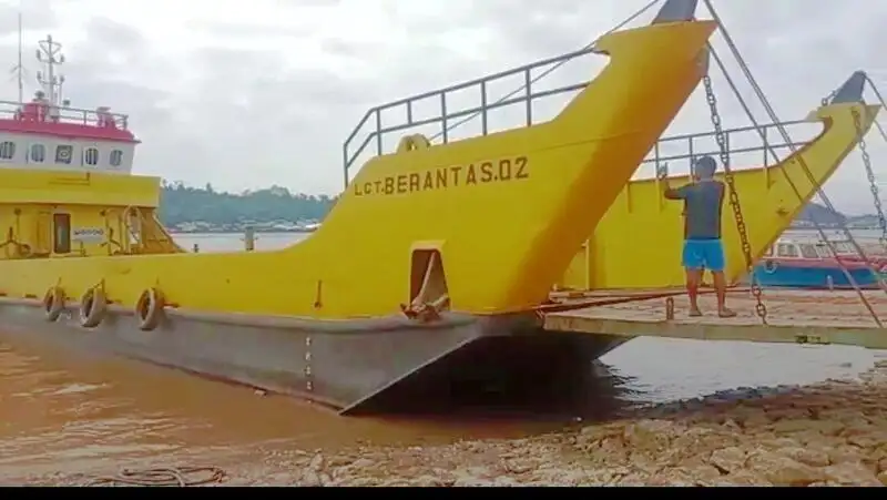 כלי נחיתה, טנק למכירה