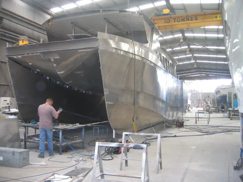 קטמרן למכירה