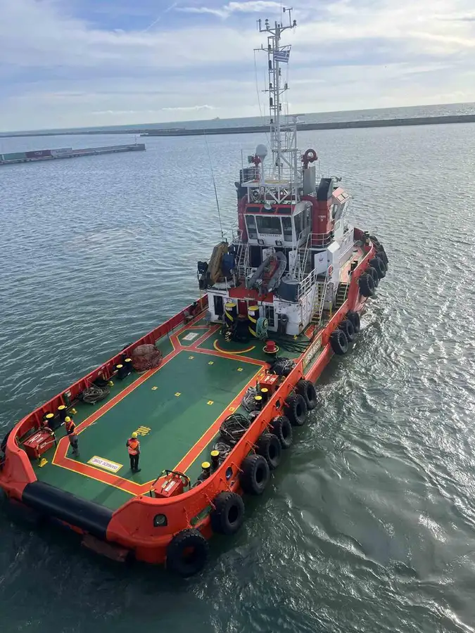 סירת גרירה למכירה