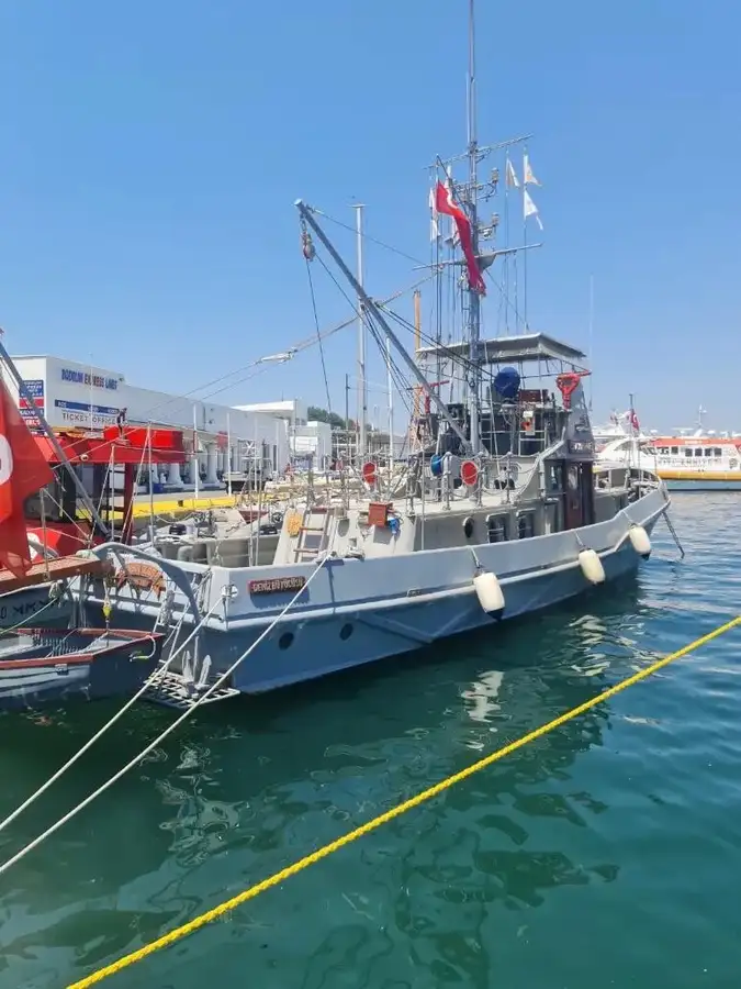 סירת אש למכירה