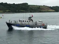 סִירַת הַצָלָה למכירה