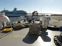 כלי מחקר למכירה