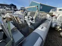 סירה מתנפחת קשיחה למכירה