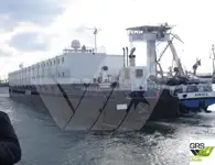 אוניית מכולות למכירה