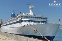 ספינת מעבורת למכירה