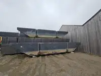 פּוֹנטוֹן למכירה