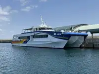 קטמרן למכירה