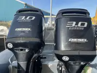 סירה מתנפחת קשיחה למכירה