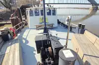 סירת סיור למכירה